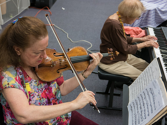 Music with Elizabeth Hodges