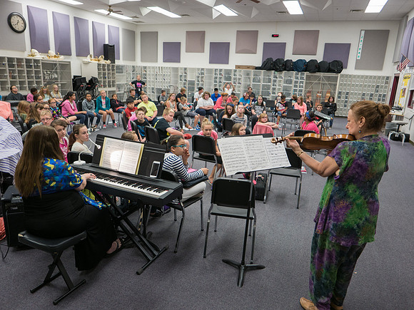 Linda and Priscilla play Debussy